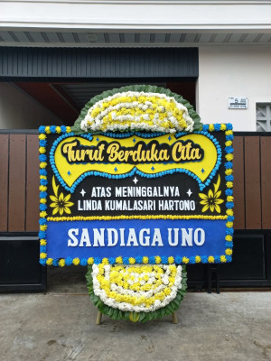 Papan Bunga Duka di Pelang Kenidai